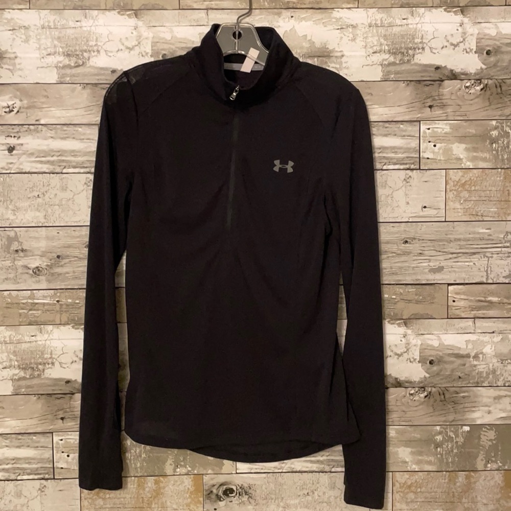 Women’s UA Heat Gear Lightweight Half Zip small